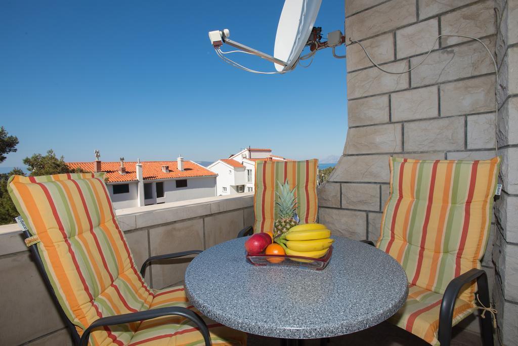 Ivana Apartments Makarska Bagian luar foto
