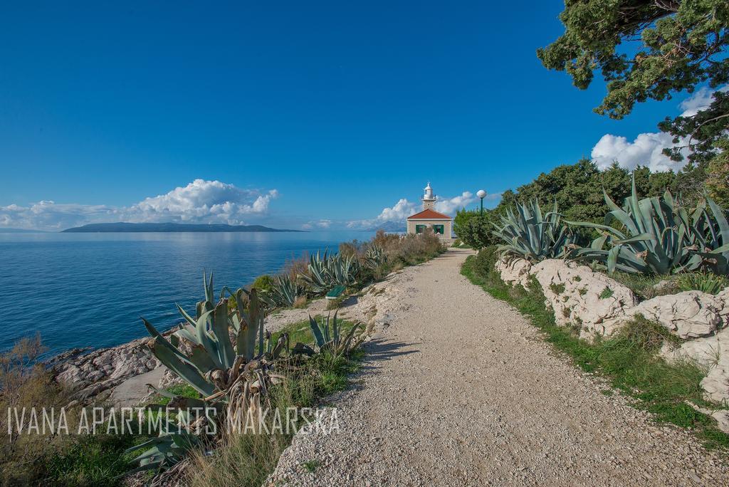 Ivana Apartments Makarska Bagian luar foto